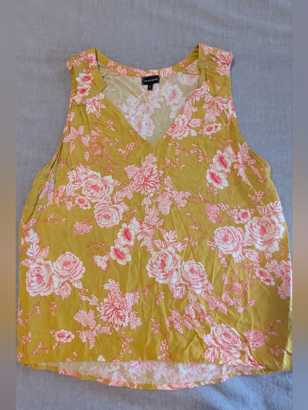 Buckle Black Floral V-Neck Sleeveless Tank - Mustard with Pink & White Flowers